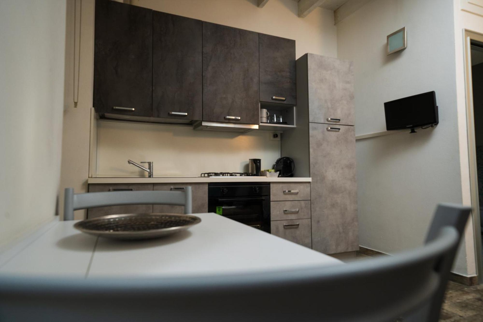 La Formaggeria Del Naviglio Milão Exterior foto